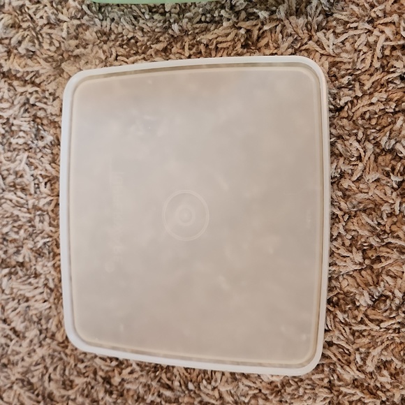 Vintage Tupperware square containers - set of 2 - Picture 5 of 6